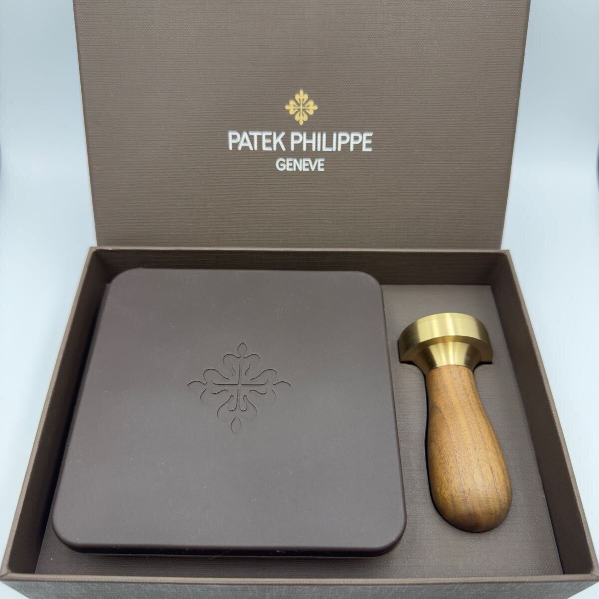 未使用品 希少品 パテックフィリップ シーリングスタンプ ノベルティー ダークブラウン メンズ レディース 時計 カラトラバ ノーチラス拍卖