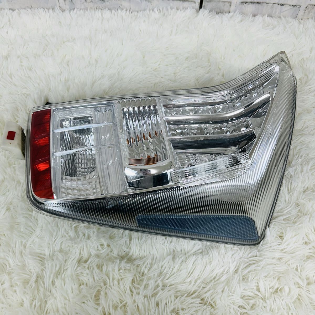 トヨタ 純正 テールランプ STANLEY P8007 現状販売 ジャンク拍卖