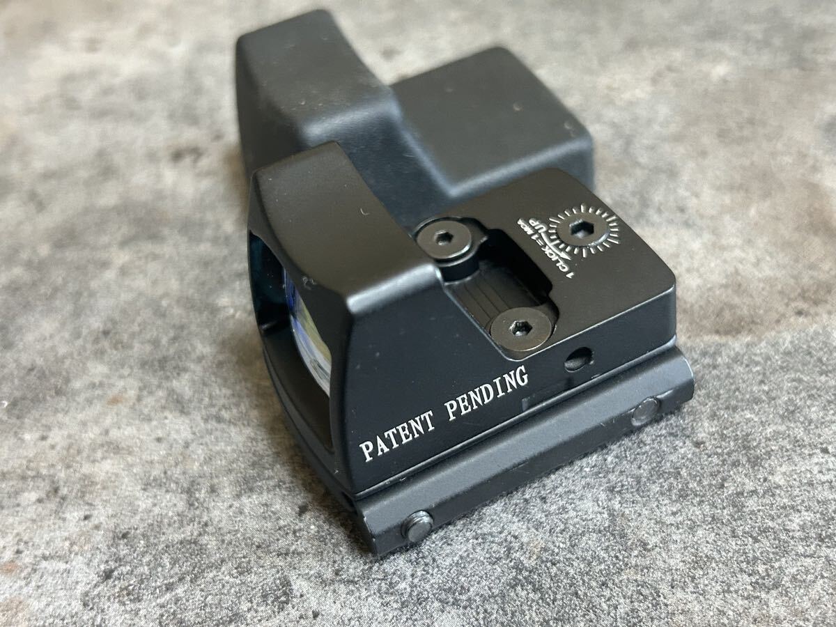 TR RMRタイプ 小型オープンドットサイト 自動点灯 美品 レッドダットサイト / ドクターサイト トリジコン ダットサイト マイクロサイト拍卖