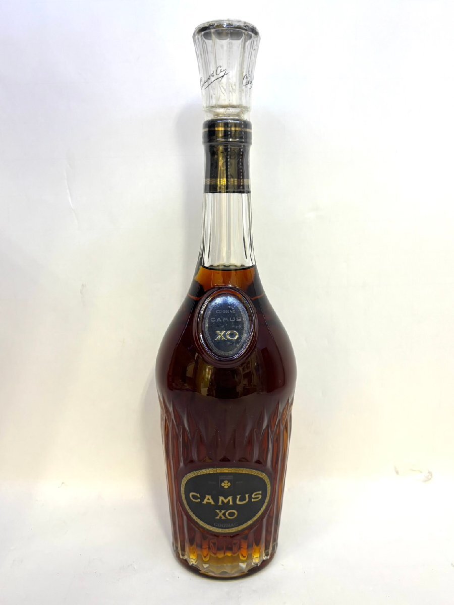 【DHS45355】【未開栓】1円~ CAMUS カミュ XO ロングネック コニャック ブランデー 洋酒 アルコール 海外飲料 総重量1418g 700ml拍卖