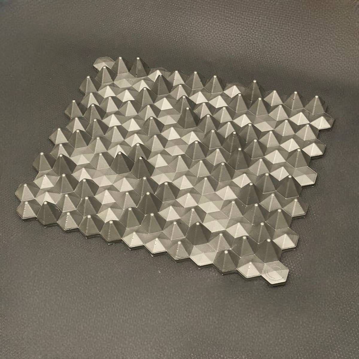 【国内正規品】CRESCENDO ディフューザー・ヘキサゴン・ピラミッド【デッドニング・拡散材】拍卖