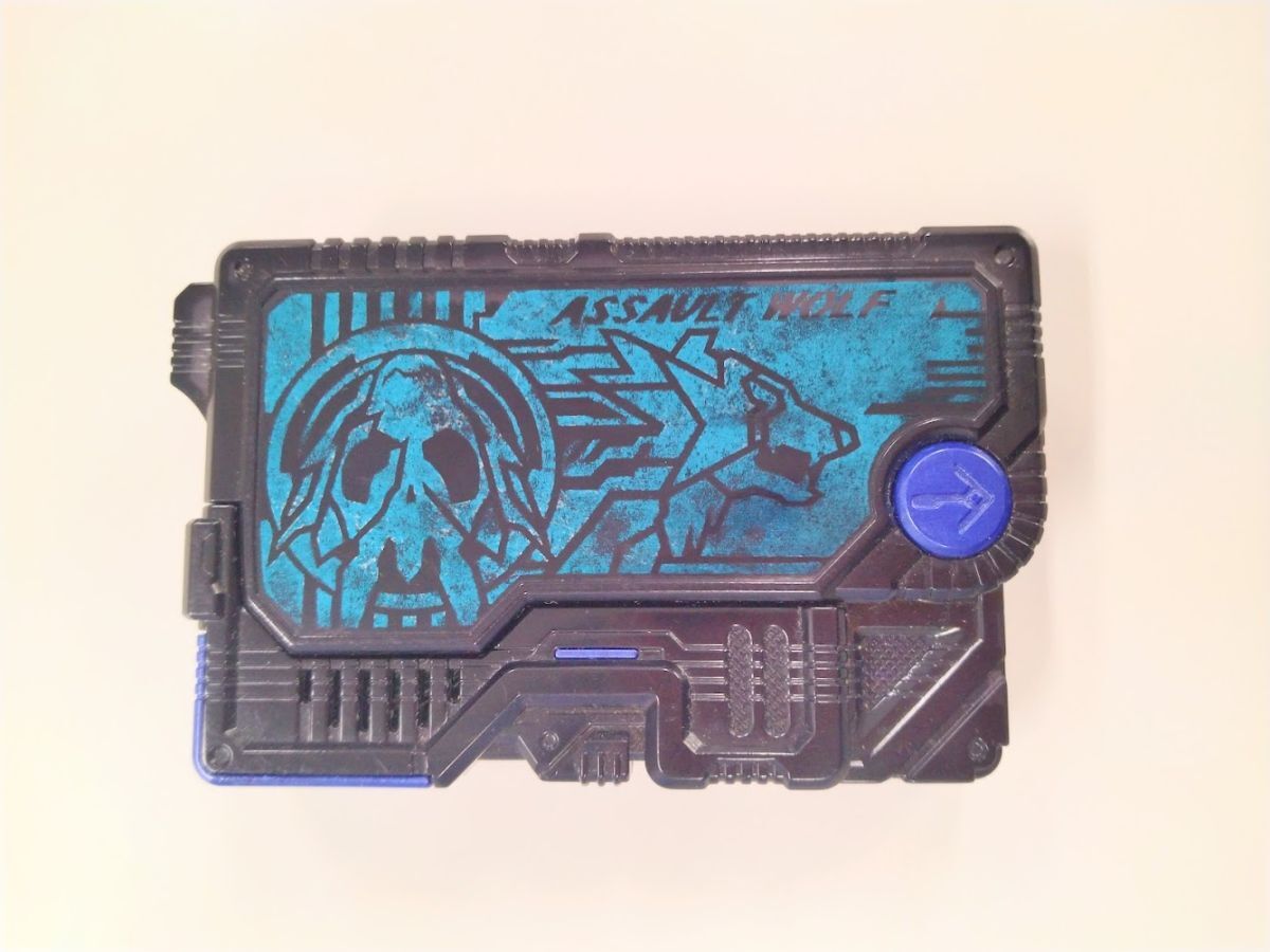 仮面ライダーゼロワン アサルトウルフプログライズキー 食玩(candy toys) 中古品拍卖