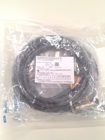 正規代理店購入 三菱電機 Mitsubishi Electric エンジニアリング 接続ケーブル FA-CBL30FMV拍卖