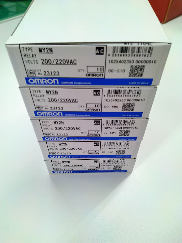 正規代理店購入 MY2N AC200V 送料無料 オムロン OMRON のミニパワーリレー50個 拍卖