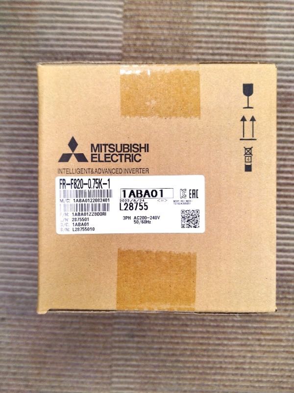 正規代理店購入 三菱電機 Mitsubishi Electric インバータ inverter FR-F820-0.75K拍卖
