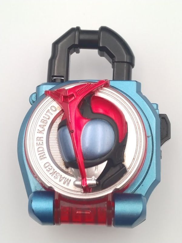 仮面ライダー鎧武/ガイム カブトロックシード ガシャポン(Gashapon) 中古品拍卖