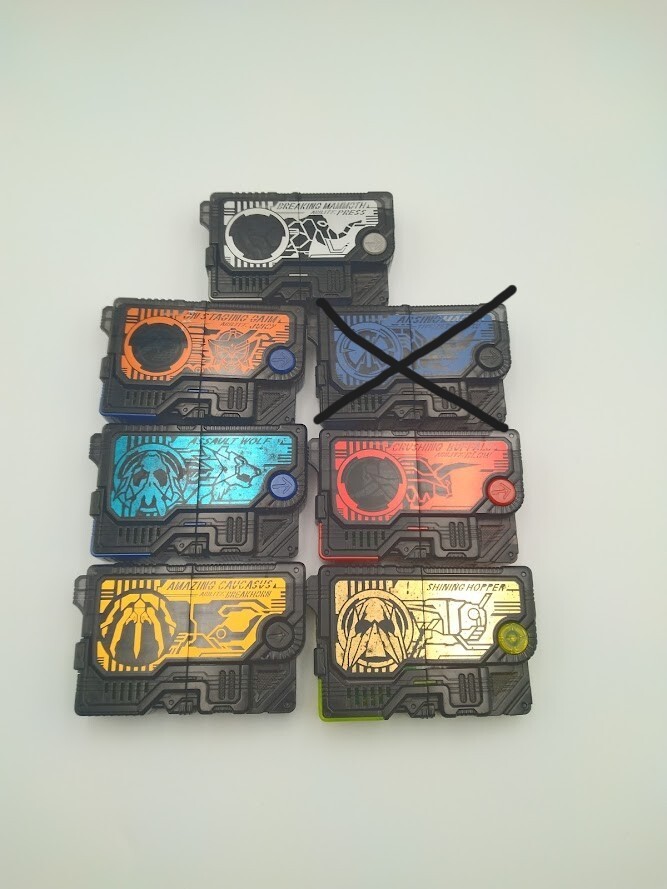 仮面ライダーゼロワン プログライズキー ガシャポン(Gashapon) 中古品 6個セット 1個ずつからでも売っています拍卖