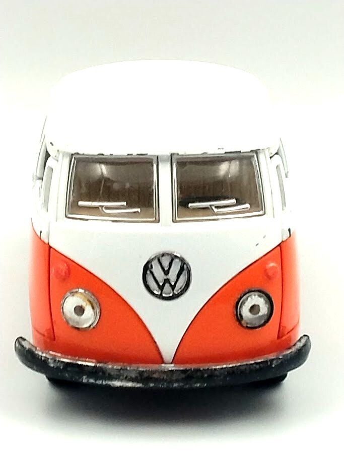 フォルクスワーゲンバス ダブルキャブ ピックアップ 1963 ダイキャストミニカー 1/34 KiNSMART 中古品拍卖