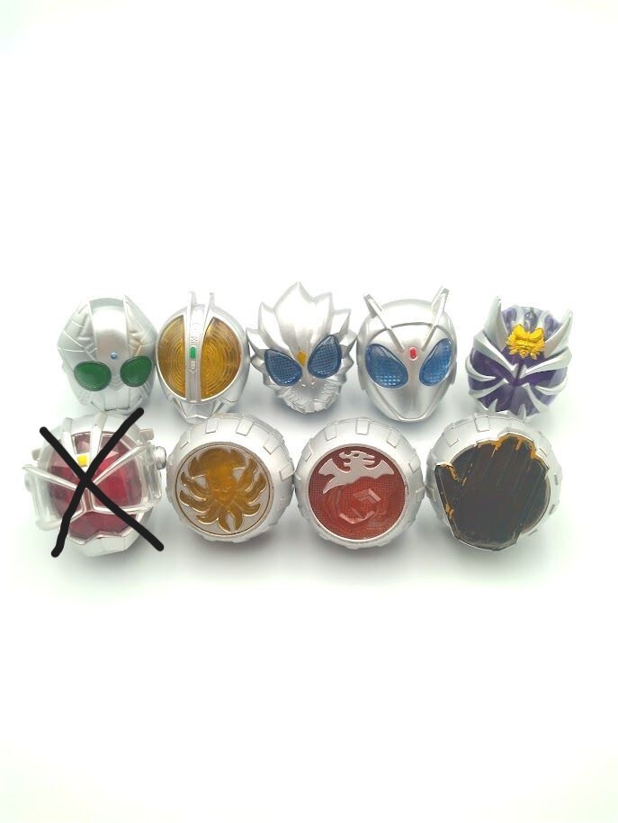 仮面ライダーウィザード ウィザードリング 食玩(candy toys) 8個セット 中古品 1個ずつでも売っています拍卖