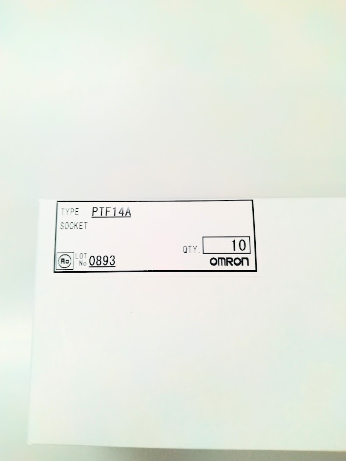 正規代理店購入 オムロン OMRON 共用ソケット PTF14A 10個拍卖