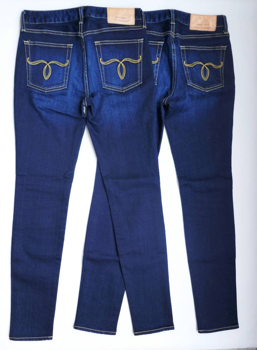 マウジー moussy WF Rebirth embroidery SKINNY ジーンズ 2セット サイズ26拍卖