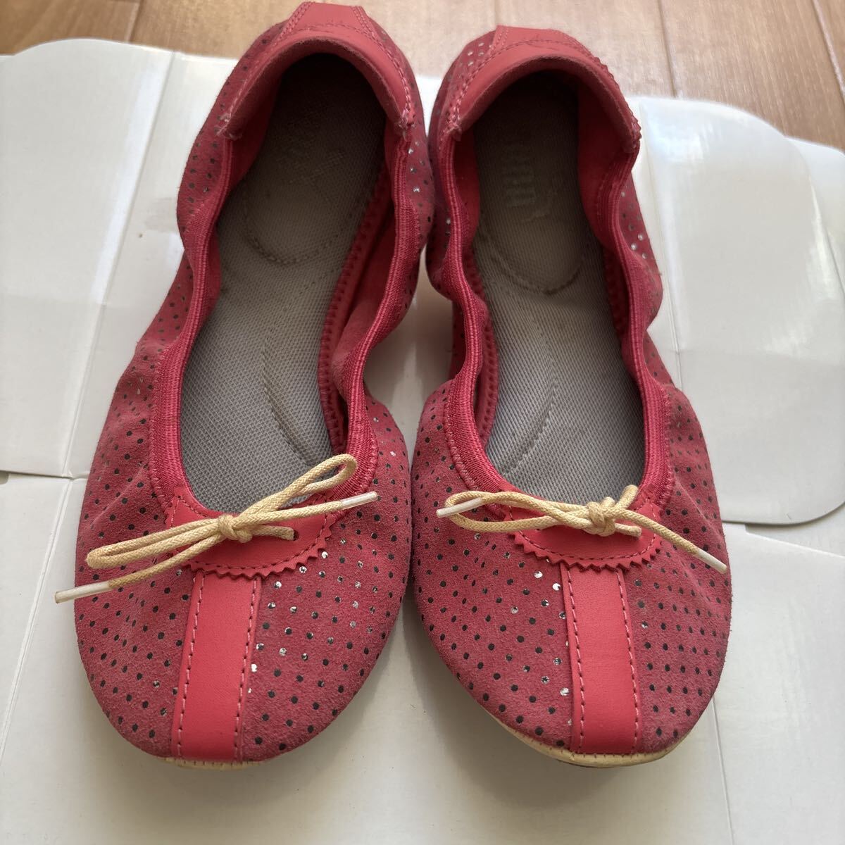 PUMA プーマ バレエシューズ ピンク パンプス チャコット バレエ スリッポン フラットシューズ 24㎝ レディース 靴 フラット ピンク拍卖