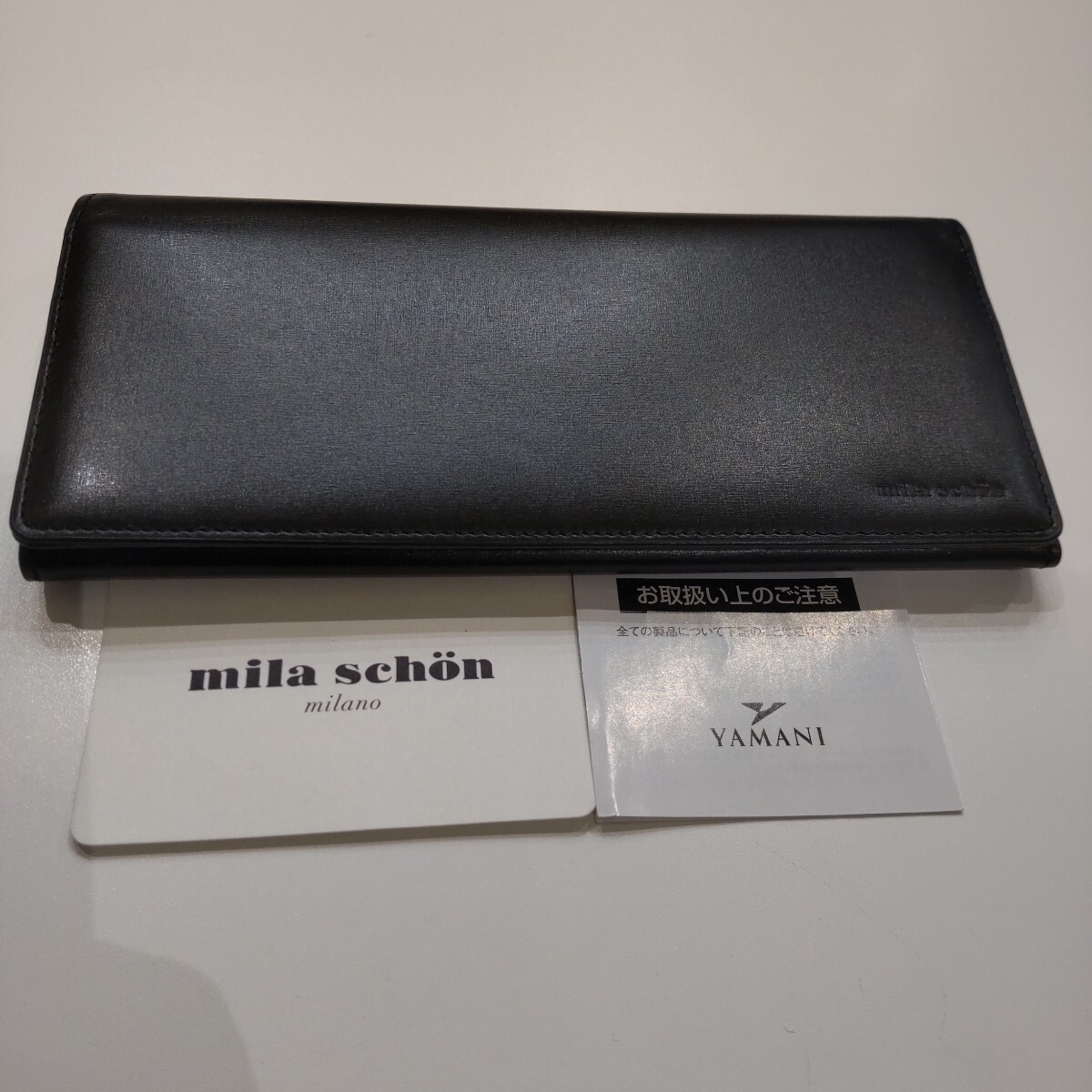 未使用■mila schon ミラ・ショーン■長財布■被せ2つ折り スリム■ブラック拍卖