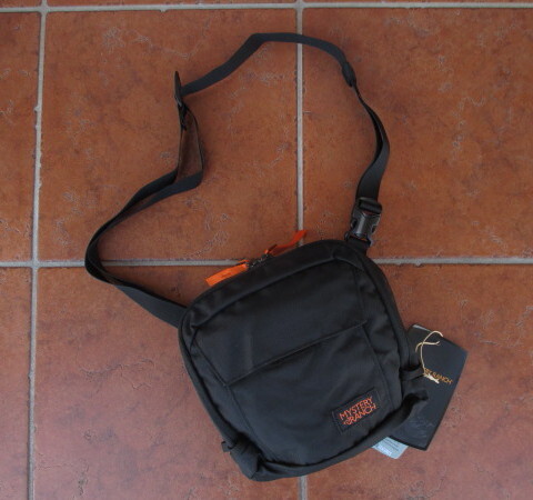 SALE!アメリカ発!MYSTERY・RANCH(ミステリーランチ)ディストリクト4!ミニショルダー!ブラック拍卖