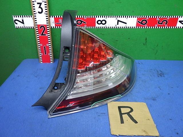 CR-Z DAA-ZF1 右テールランプ P8689 33500-SZT-G04拍卖