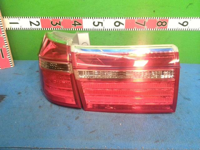 エリシオン DBA-RR2 左テールランプ D046A D046B 33551-SYK-003拍卖
