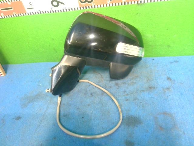 ヴォクシー DBA-ZRR75W 左サイドミラー 81740-52031拍卖
