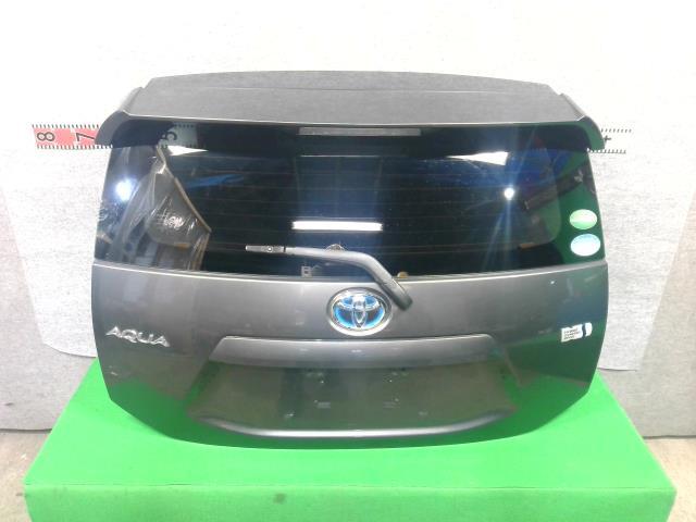 アクア DAA-NHP10 バックドアASSY M2L2 67005-52D10拍卖