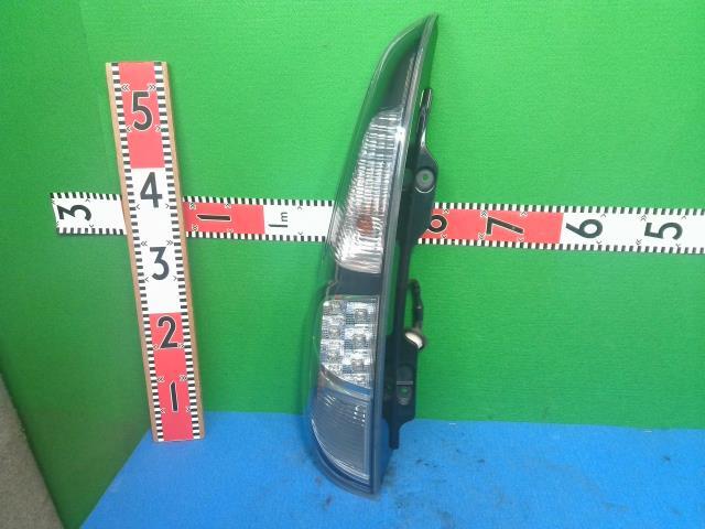 モコ DBA-MG33S 左テールランプ 220-59301 26559-4A00E拍卖