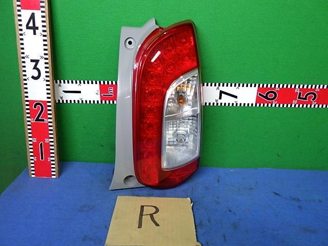 パッソ DBA-KGC35 右テールランプ 220-51397 81550-B1220拍卖