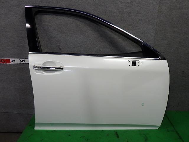 クラウンマジェスタ DBA-URS206 右FドアASSY M2H5 67001-30890拍卖