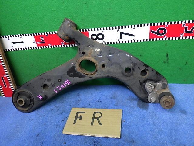 プリウス DAA-ZVW30 右Fロアアーム 48068-47050拍卖