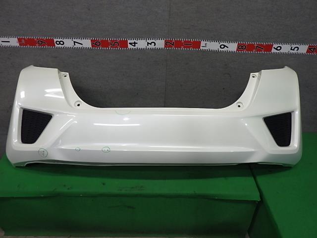 フィット DBA-GK4 RバンパーASSY 71501-T5A-0000 71501-T5A-000ZF拍卖