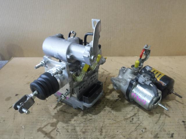 プリウス DAA-ZVW30 ABSアクチュエーター 47050-47050拍卖