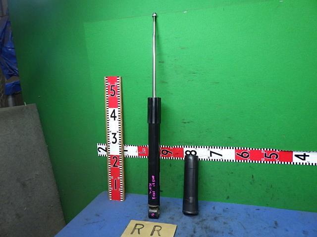 ヴェゼル DAA-RU4 右Rショックアブソーバー 52610-T7A-J310-M1 52611-T7A-J31拍卖