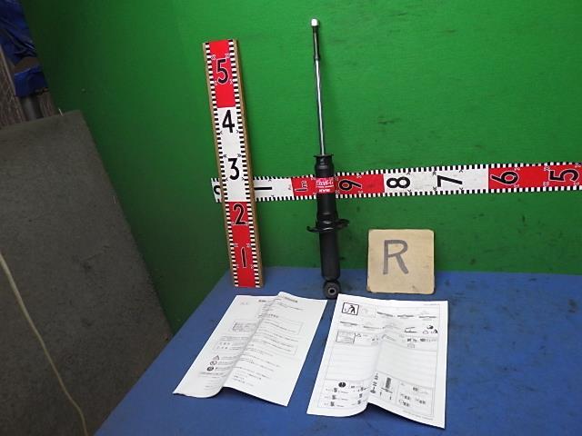 ヴィッツ NCP15 右Rショックアブソーバー KSF9218 48530-59395拍卖