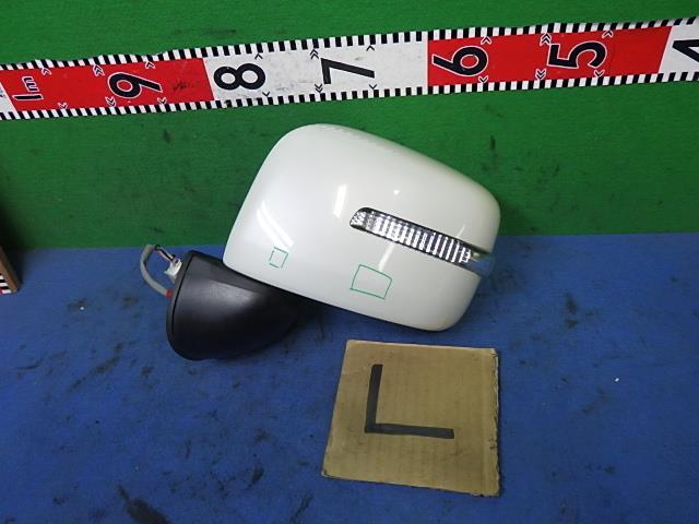 フレアワゴン DAA-MM53S 左サイドミラー 1A23-69-100F拍卖