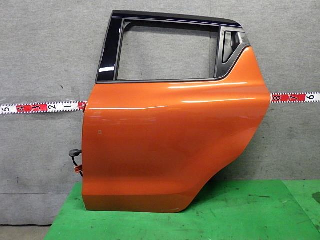 スイフト 5BA-ZD83S 左RドアASSY M261 68004-52R00拍卖
