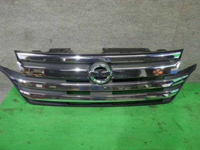 デイズルークス DBA-B21A ラジエータグリル 6400F829 62300-6A06B拍卖