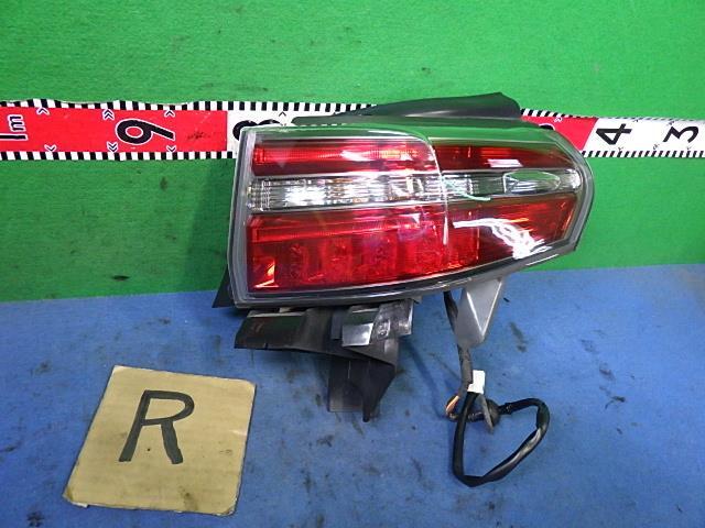 SAI DAA-AZK10 右テールランプ 75-16 81550-75070拍卖