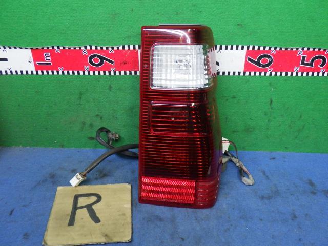 パジェロミニ ABA-H58A 右テールランプ 1146-335 R234 8336A038拍卖
