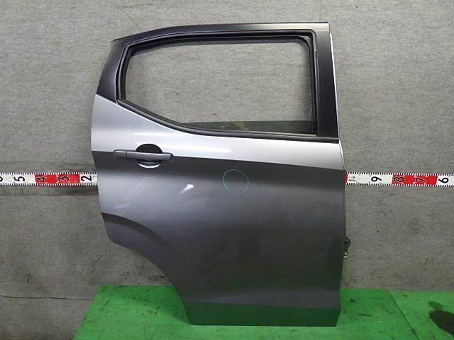 eKクロス 4AA-B38W 右RドアASSY 5730C108拍卖