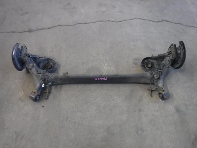 プリウス DAA-ZVW30 RアクスルビームASSY 42101-12171拍卖