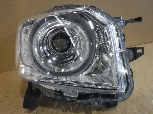 N-BOX DBA-JF4 右ヘッドランプASSY W3105 33100-TTA-N01拍卖