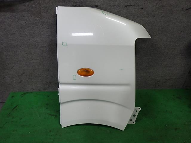 エブリィ ABA-DA64W 右Fフェンダー 58511-68H00拍卖