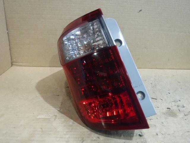 アルファード DBA-ANH25W 左テールランプ 58-27 81560-58070拍卖