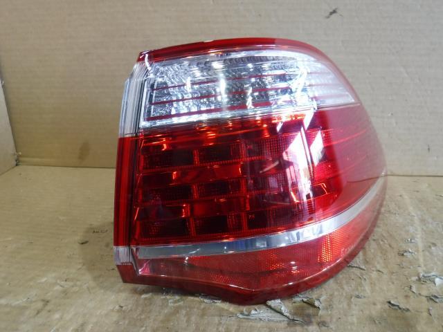クラウン DBA-GRS203 右テールランプ 30-370 81550-30C50拍卖