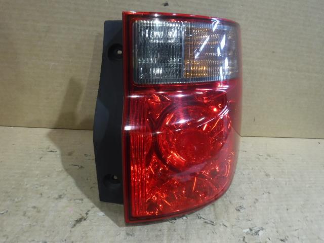 エレメント UA-YH2 右テールランプ P2750 33501-SCV-J01拍卖