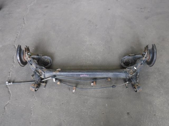 プリウス DAA-ZVW30 RアクスルビームASSY 42101-12171拍卖