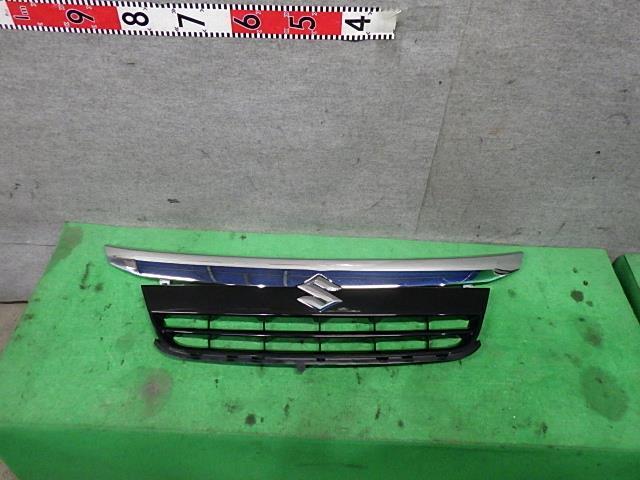 ソリオ DBA-MA15S ラジエータグリル 71741-54M50-0CE拍卖