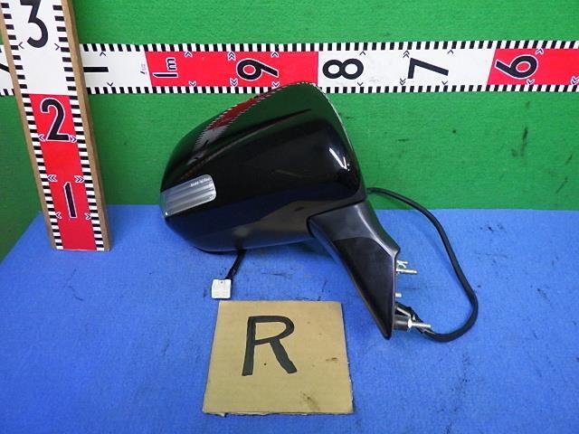 ヴォクシー 右サイドミラー 8406 87910-28B20拍卖