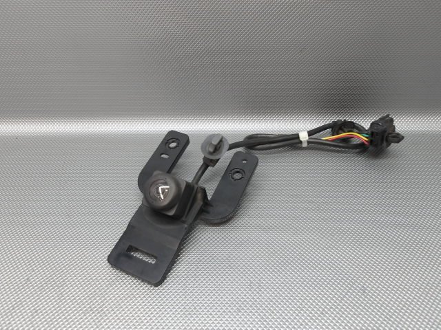 中古 スズキ スペーシア MK53S 純正 フロントカメラ フロントカメラ 39970-79R00 (棚5843-D302)拍卖