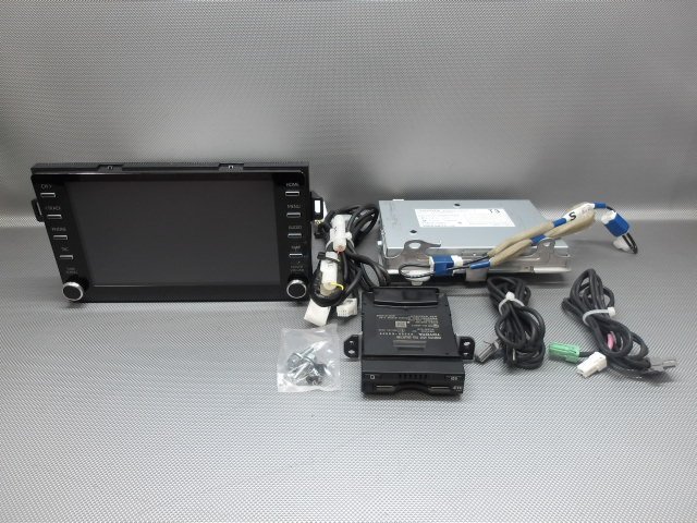 中古 トヨタ純正 8型ディスプレイオーディオ 86140-K0020 ナビキット付き 86840-K0031 ETC付き / ヤリス MXPH10 (棚6356-D208)拍卖