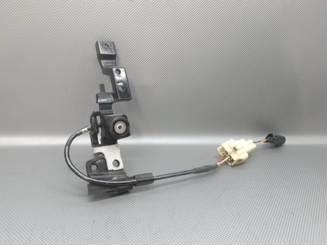 中古 スズキ アルトラパン HE33S 純正 フロントカメラ フロントグリルカメラ 39970-80P00 (棚6603-D301)拍卖