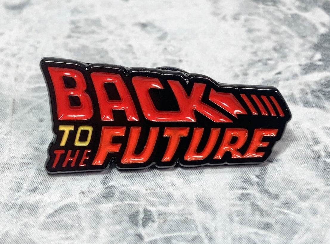 ◆同梱発送可◆「バック・トゥ・ザ・フューチャー/マイケル・J・フォックス ピンバッジ」fire_sale 【タグ:映画、アクセサリー】拍卖