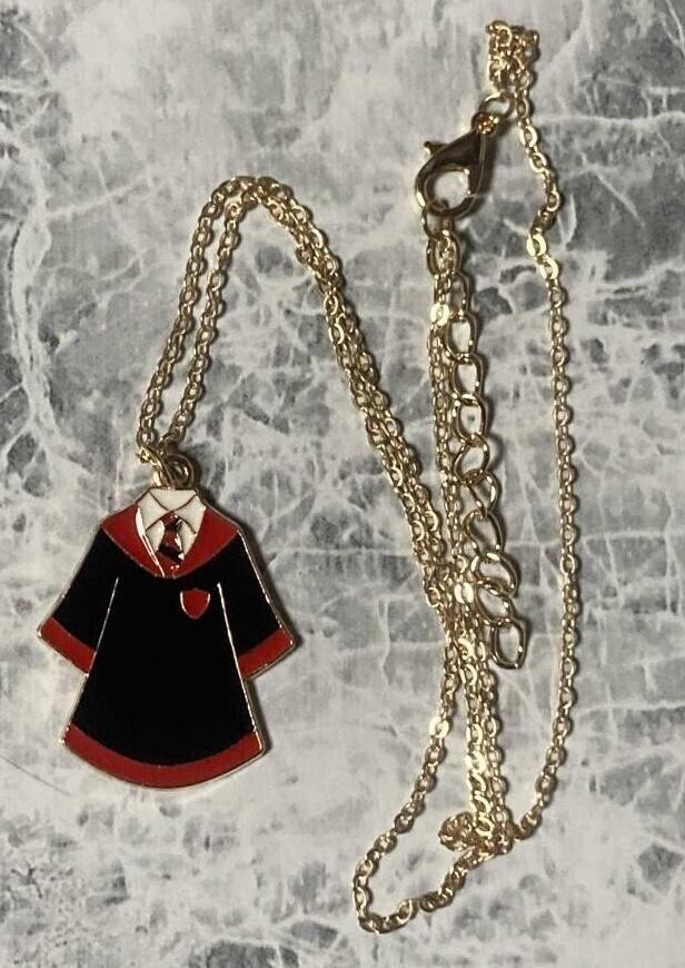 ◆同梱発送可◆「ハリー・ポッター グリフィンドール 制服 ネックレス」fire_sale 【タグ:映画、アクセサリー】拍卖